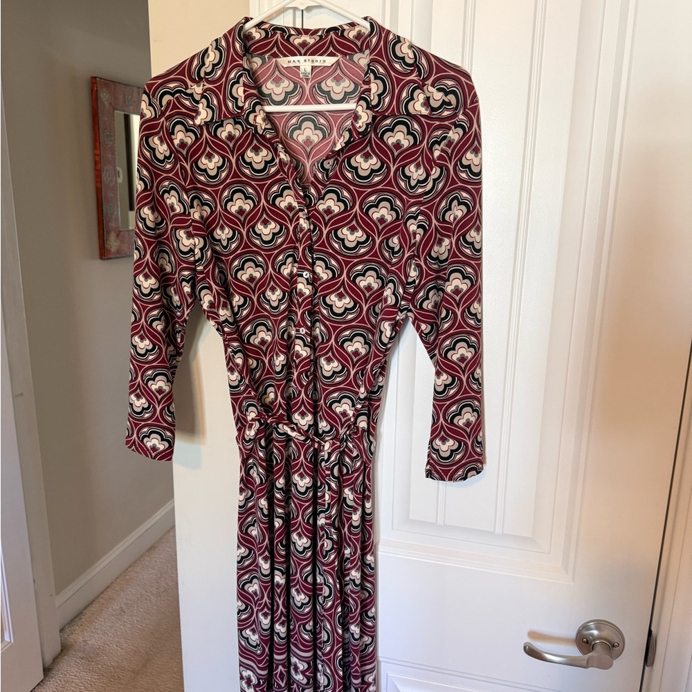 Max Studio Burgundy and Cream Geometric Long Sleeve Dress